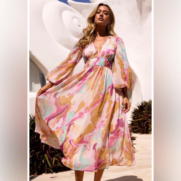 Sage & Paige NWT Size Medium Midi Dress - Picture 2 of 4